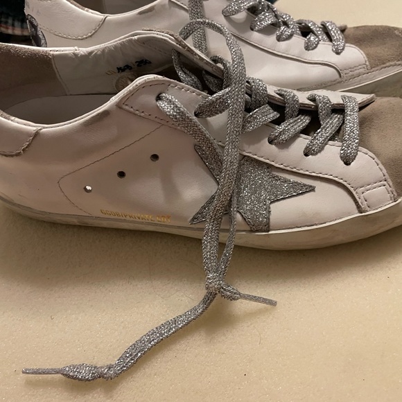 Nice almost new Golden Goose Sneakers - Picture 2 of 6